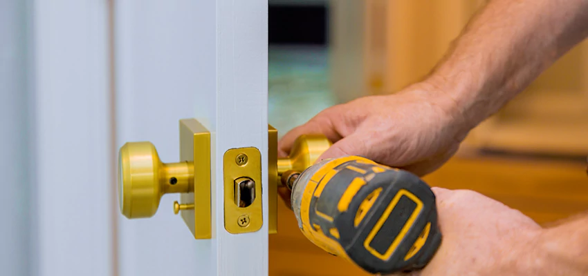 Local Locksmith For Key Fob Replacement in Altadena, California