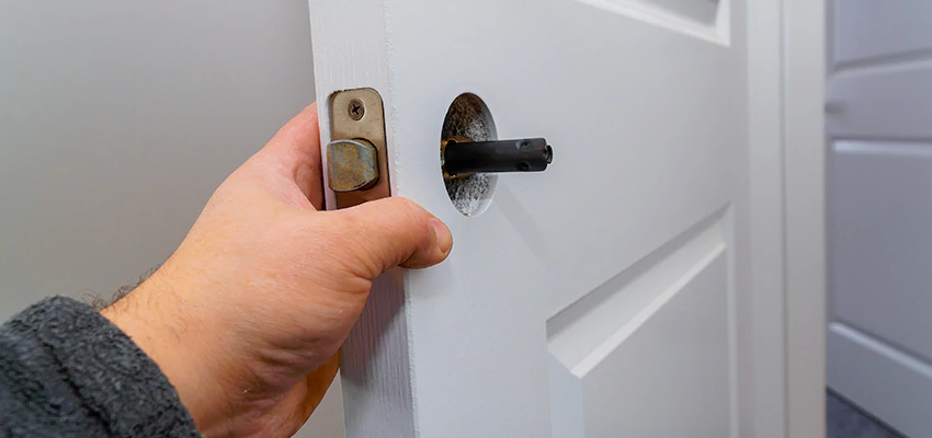 Nighttime Locksmith For Lock Repair in Altadena, CA