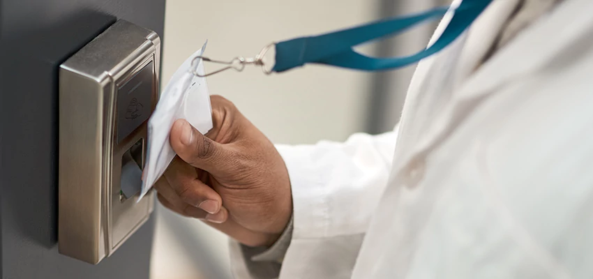 Commercial Locksmith For Rekey in Altadena, CA